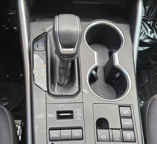 used 2023 Toyota Highlander car, priced at $32,852