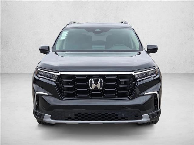 new 2025 Honda Pilot car, priced at $47,239