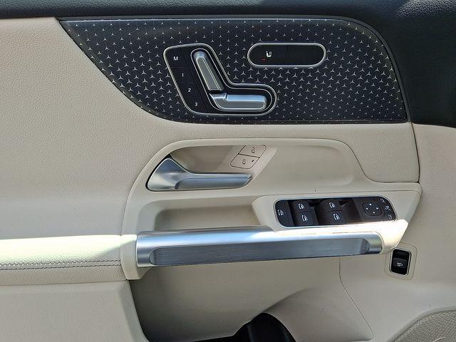 new 2026 Mercedes-Benz GLB 250 car, priced at $54,264