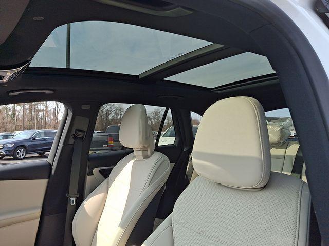 new 2026 Mercedes-Benz GLC 300 car, priced at $62,485