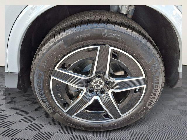 new 2026 Mercedes-Benz GLC 300 car, priced at $66,654