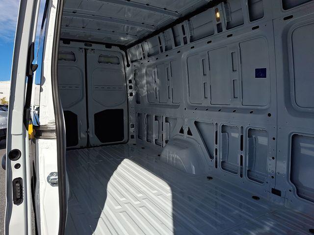 new 2026 Mercedes-Benz Sprinter 2500 car, priced at $70,726