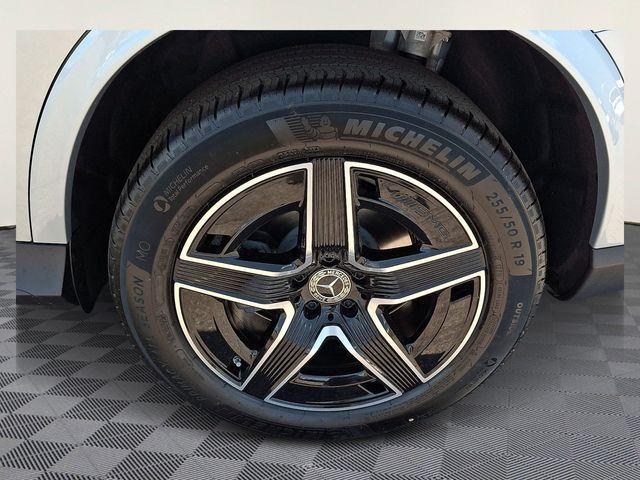 new 2026 Mercedes-Benz GLC 300 car, priced at $64,569