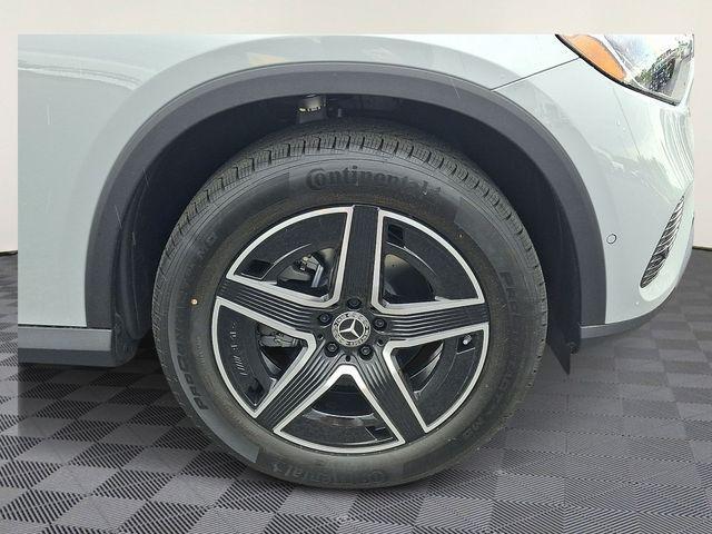 new 2026 Mercedes-Benz GLC 300 car, priced at $62,884