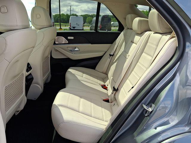 new 2026 Mercedes-Benz GLE 450 car, priced at $84,164
