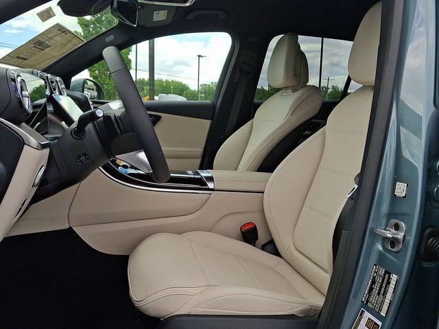 new 2026 Mercedes-Benz GLC 300 car, priced at $58,999