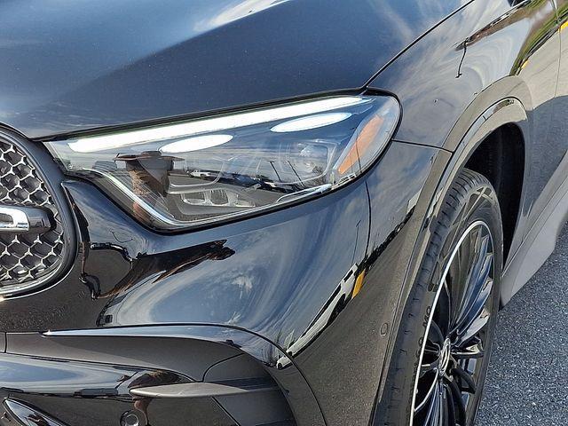 new 2026 Mercedes-Benz GLC 300 car, priced at $71,635