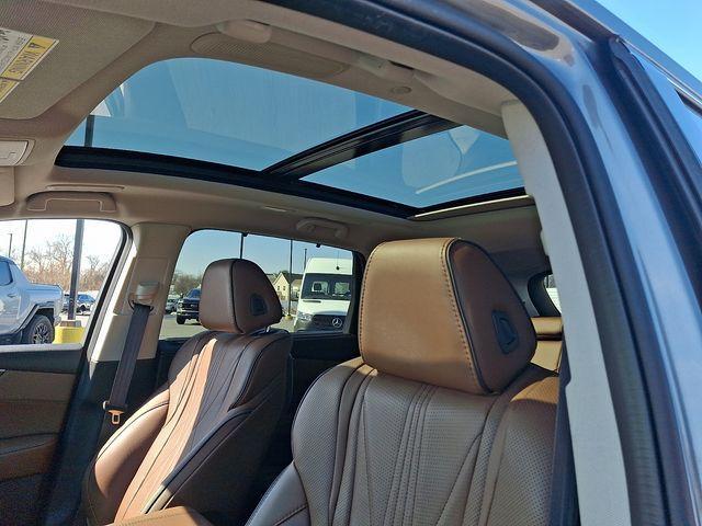 used 2025 Acura MDX car, priced at $58,500