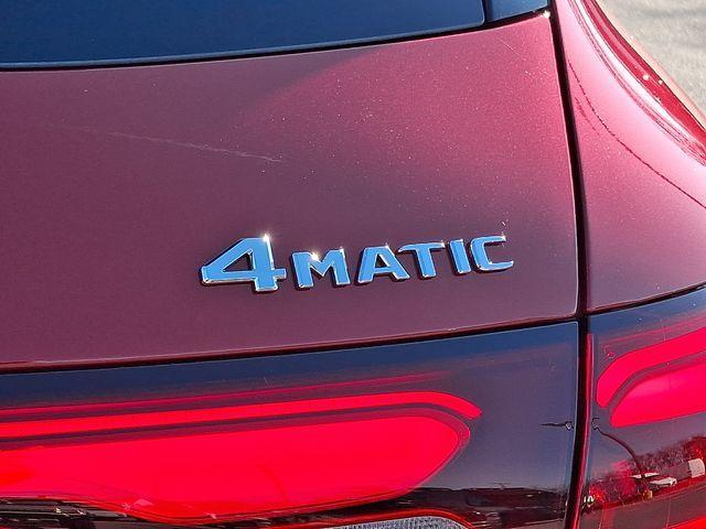 new 2026 Mercedes-Benz GLC 300 car, priced at $61,370