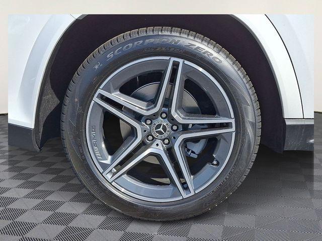 new 2026 Mercedes-Benz GLS 450 car, priced at $105,369