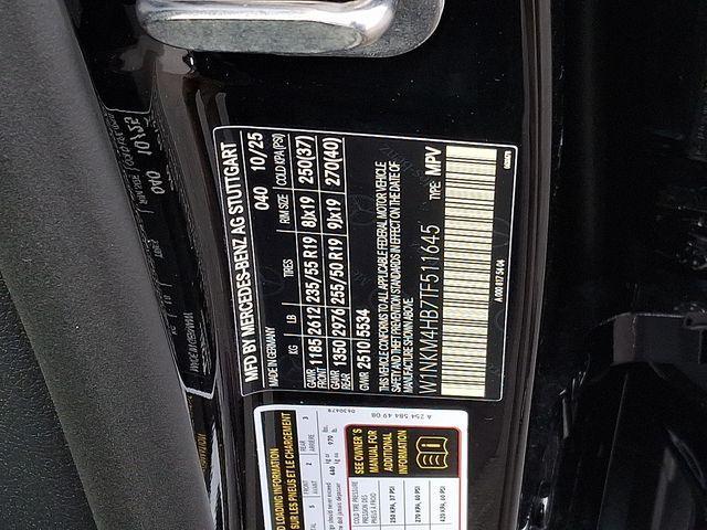 new 2026 Mercedes-Benz GLC 300 car, priced at $58,585