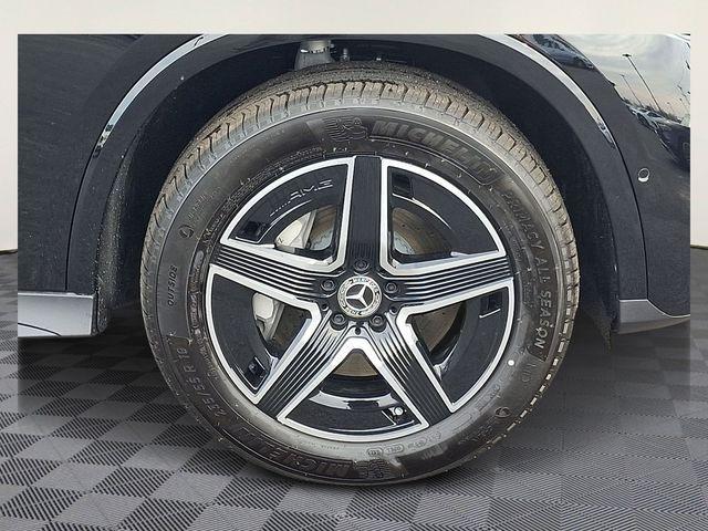 new 2026 Mercedes-Benz GLC 300 car, priced at $58,585