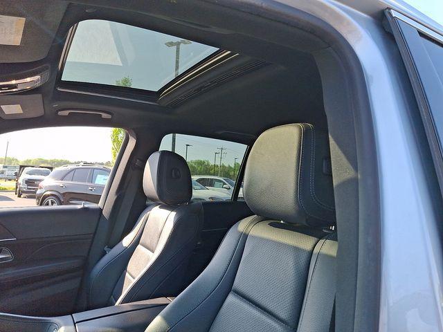 used 2022 Mercedes-Benz GLE 450 car, priced at $48,299