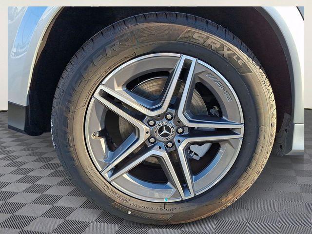 new 2026 Mercedes-Benz GLE 450 car, priced at $81,010