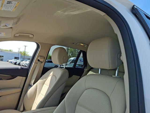 used 2022 Mercedes-Benz GLC 300 car, priced at $36,997