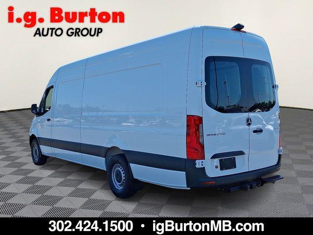 new 2025 Mercedes-Benz Sprinter 2500 car, priced at $70,421