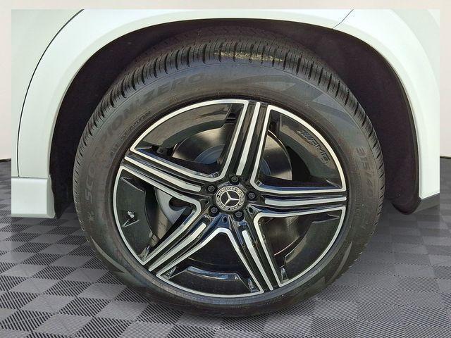 new 2026 Mercedes-Benz GLE 450 car, priced at $81,049