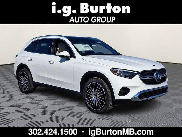 new 2026 Mercedes-Benz GLC 300 car, priced at $58,720