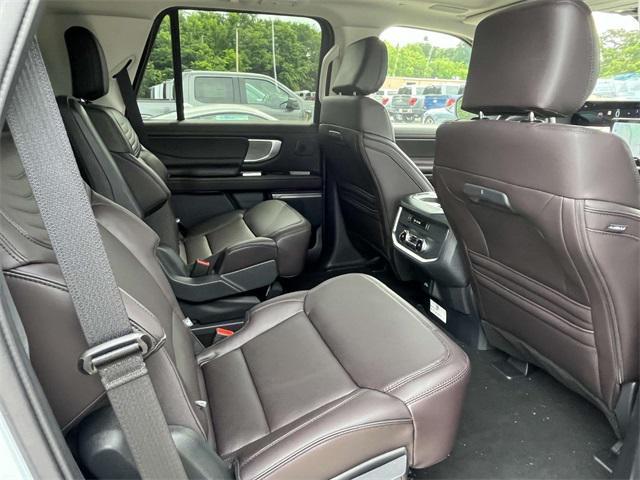 new 2025 Ford Expedition car, priced at $89,435