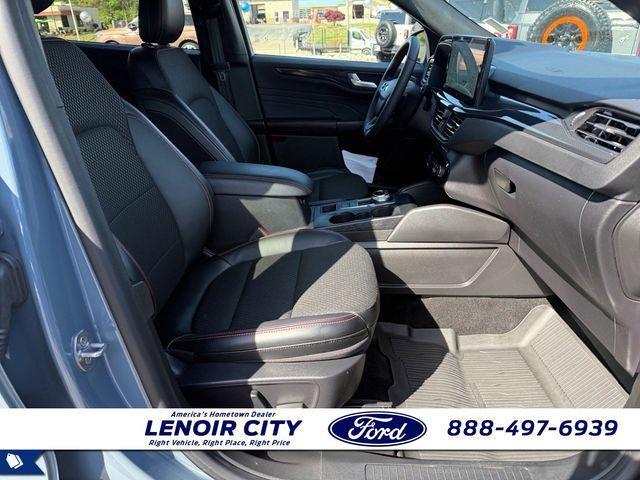 used 2024 Ford Escape car, priced at $29,900