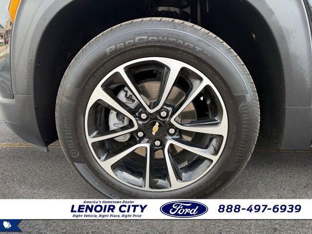 used 2025 Chevrolet TrailBlazer car, priced at $23,900