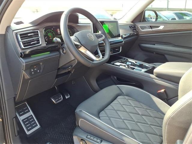 new 2026 Volkswagen Atlas car, priced at $53,033