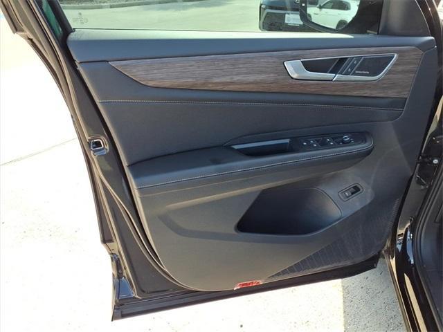 new 2026 Volkswagen Atlas car, priced at $53,033