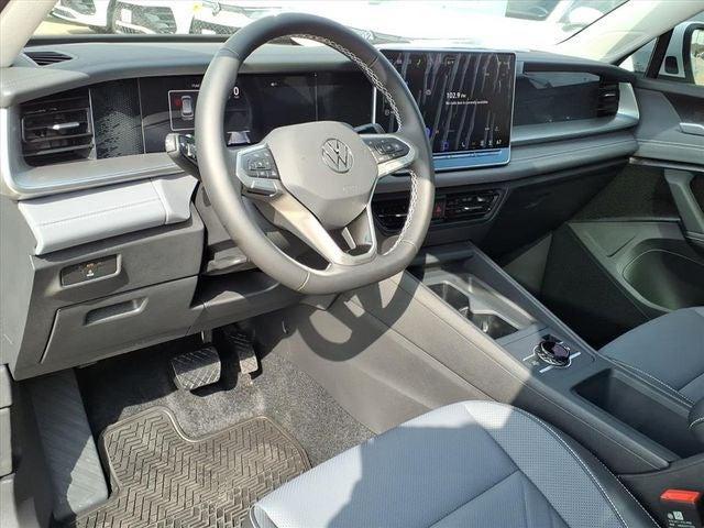 new 2026 Volkswagen Tiguan car, priced at $33,653