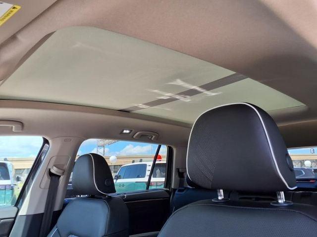 new 2025 Volkswagen Atlas car, priced at $54,395