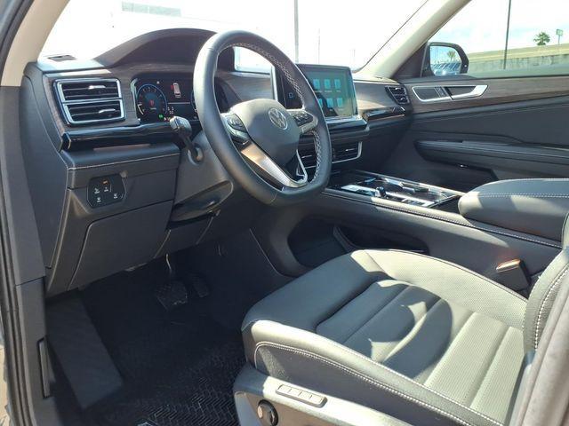 new 2026 Volkswagen Atlas car, priced at $48,638