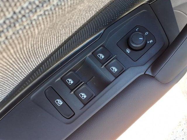 new 2026 Volkswagen Tiguan car, priced at $29,909