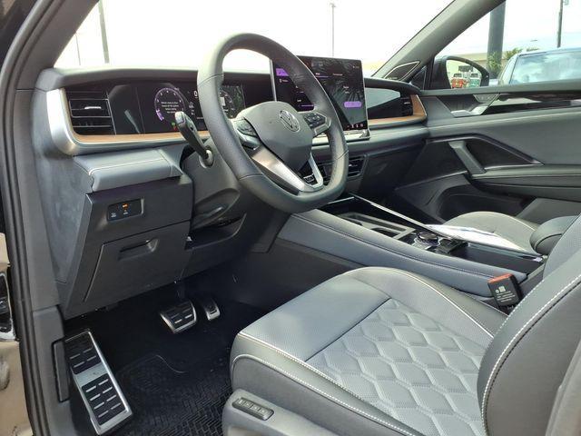 new 2026 Volkswagen Tiguan car, priced at $44,548