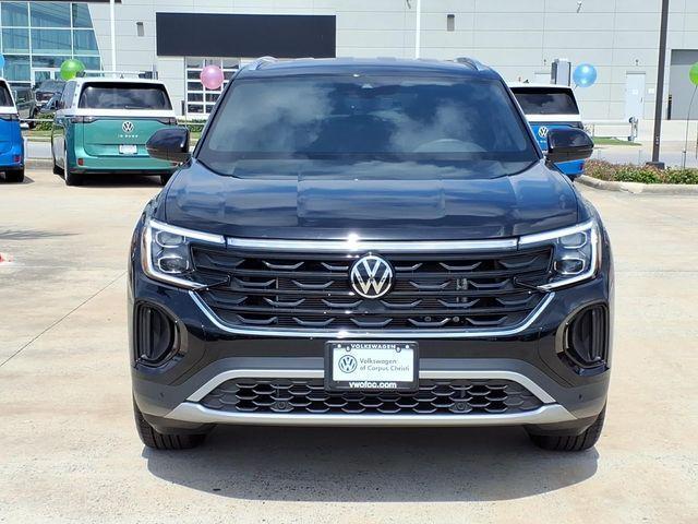 new 2026 Volkswagen Atlas Cross Sport car, priced at $40,619