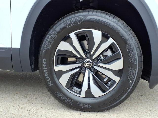 new 2026 Volkswagen Atlas car, priced at $37,714