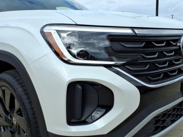 new 2026 Volkswagen Atlas Cross Sport car, priced at $42,789