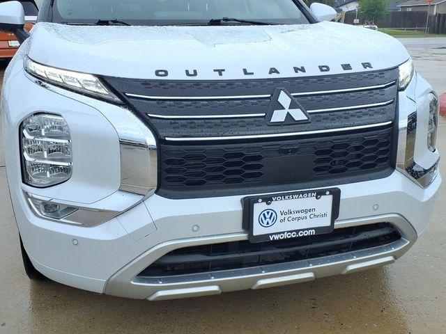 used 2023 Mitsubishi Outlander car, priced at $25,995