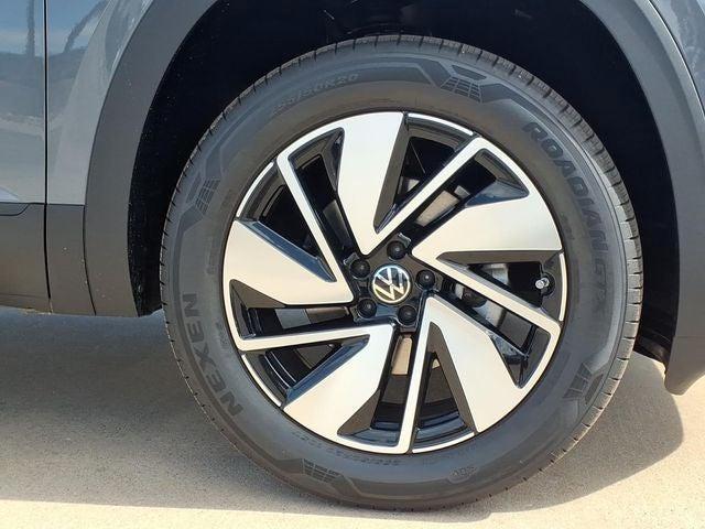 new 2026 Volkswagen Atlas car, priced at $43,195