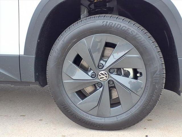 new 2026 Volkswagen Taos car, priced at $28,453