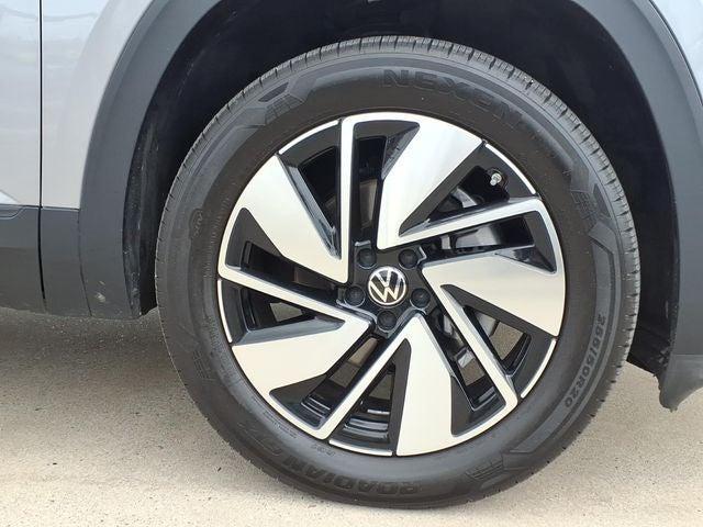 used 2025 Volkswagen Atlas car, priced at $34,995