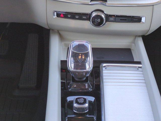new 2026 Volvo XC60 car, priced at $63,935