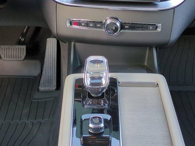 new 2026 Volvo XC90 car, priced at $68,945