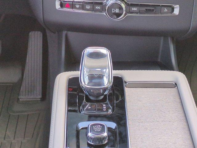 new 2026 Volvo XC90 car, priced at $68,075