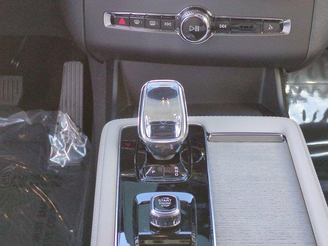 new 2026 Volvo XC90 Plug-In Hybrid car, priced at $80,945