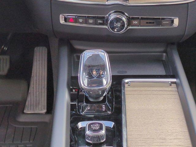 new 2026 Volvo XC60 car, priced at $57,985