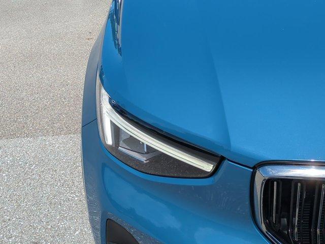 used 2023 Volvo XC40 car, priced at $35,521