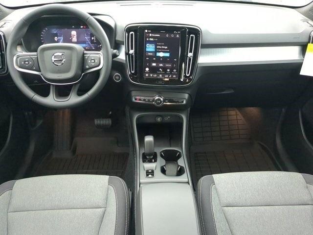 used 2026 Volvo XC40 car, priced at $43,550