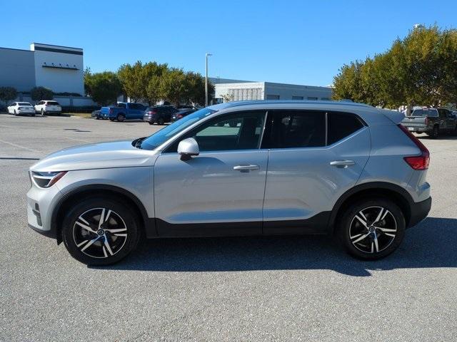 used 2025 Volvo XC40 car, priced at $28,991