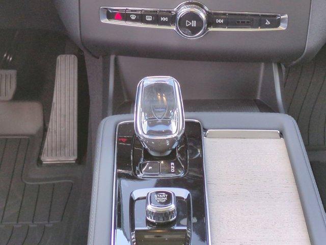 new 2026 Volvo XC90 Plug-In Hybrid car, priced at $81,875