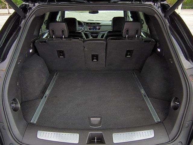 used 2017 Cadillac XT5 car, priced at $21,321