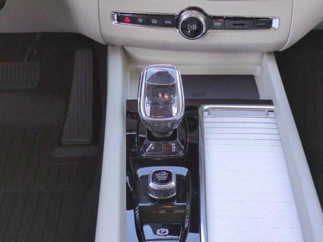 new 2026 Volvo XC60 Plug-In Hybrid car, priced at $75,355